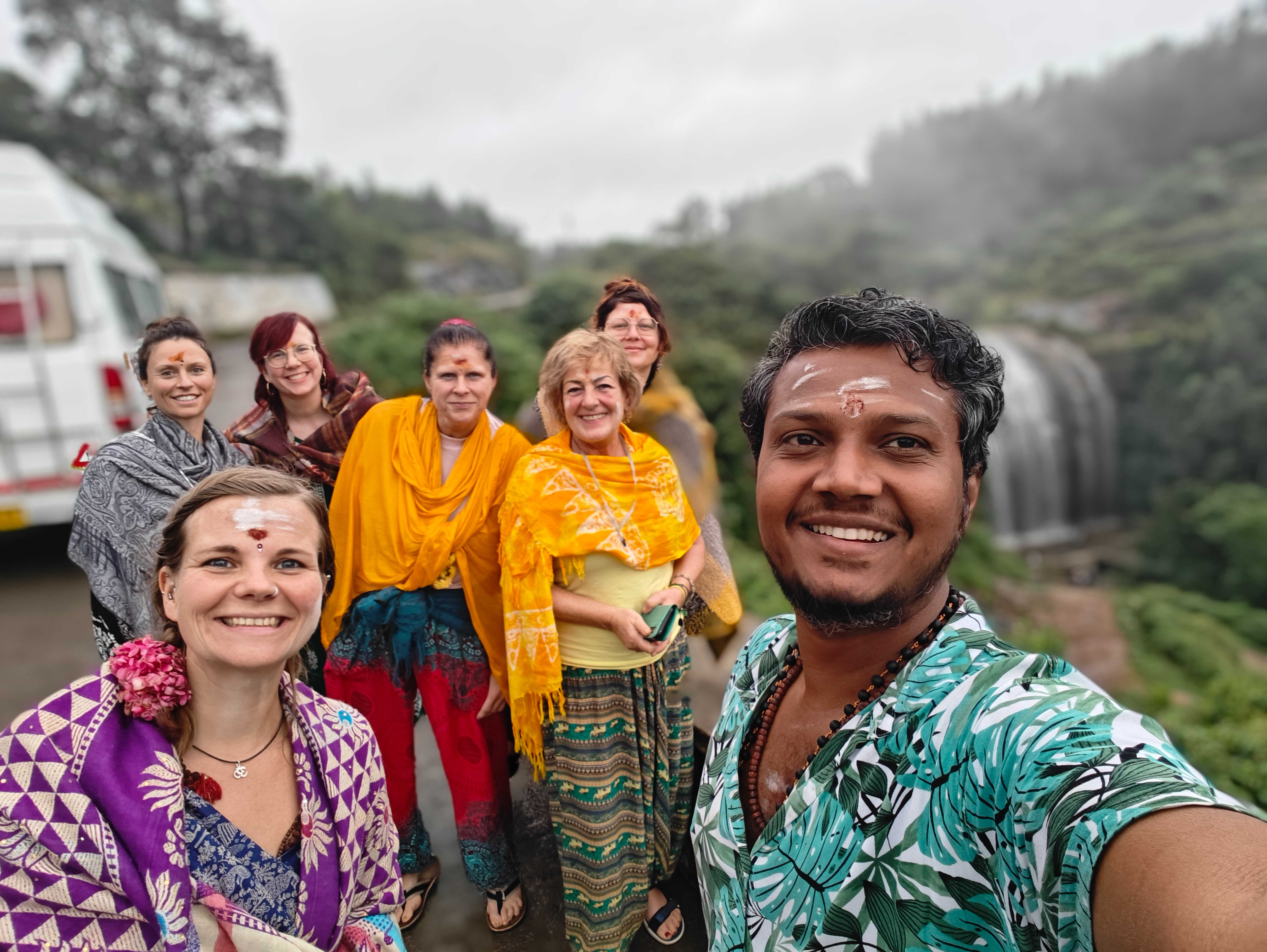 Maxi and Kumara with their German guests in India