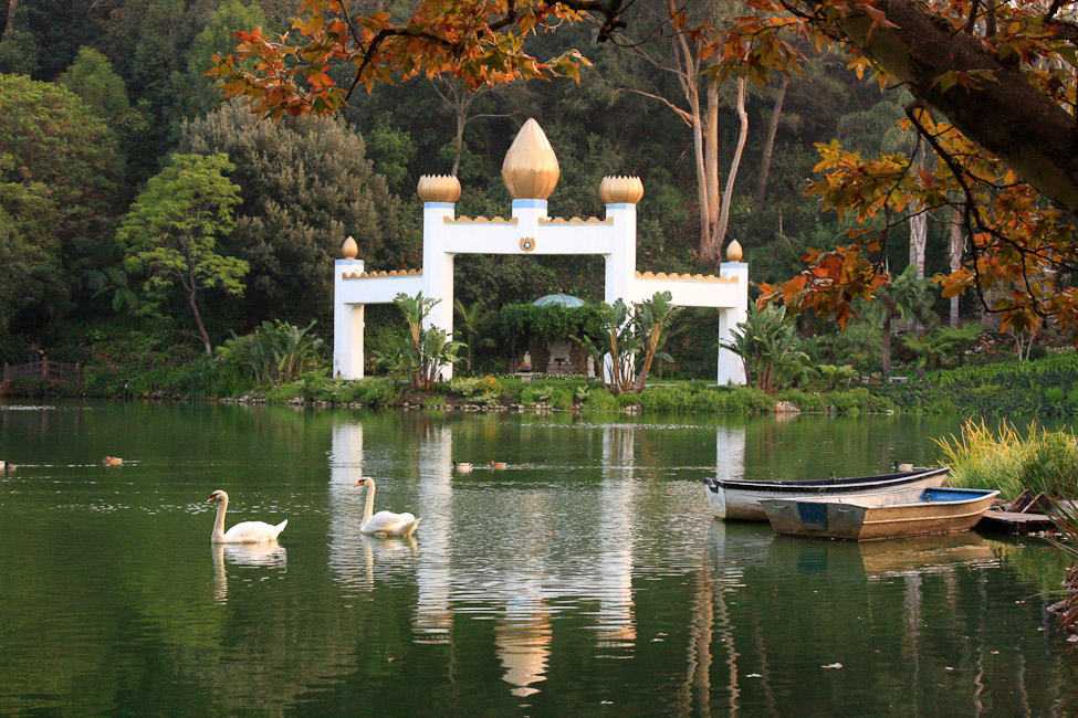 Self-Realization Fellowship Lake Shrine