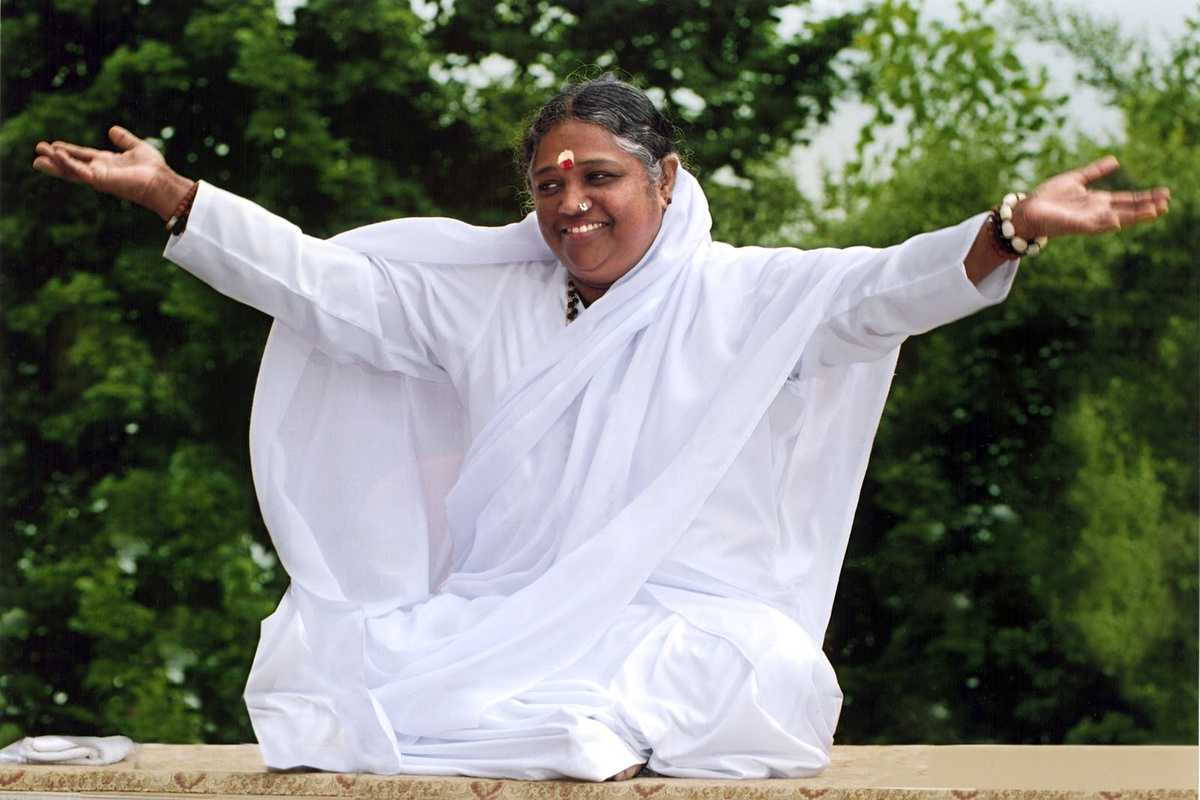 Mata Amritanandamayi